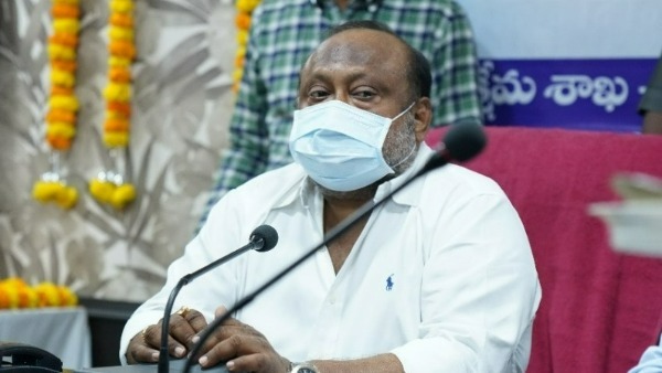 తడిసిన ధాన్యాన్ని కొంటామన్న ప్రభుత్వం.. మార్కెట్ లో మాత్రం కొనడంలేదంటున్న కాంగ్రెస్