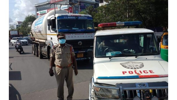 విజయవాడ జీజీహెచ్ ఆస్పత్రికి రావాల్సిన ఆక్సిజన్ ట్యాంకర్ మిస్సింగ్