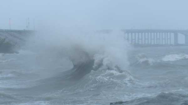 Cyclone Tauktae: red alert in several districts and relief camps opened in Kerala Cyclone Tauktae: red alert in several districts and relief camps opened in Kerala