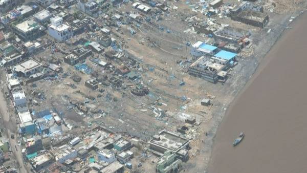 PM Modi conducts an aerial survey of the Cyclone Tauktae affected areas of Gujarat and Diu PM Modi conducts an aerial survey of the Cyclone Tauktae affected areas of Gujarat and Diu
