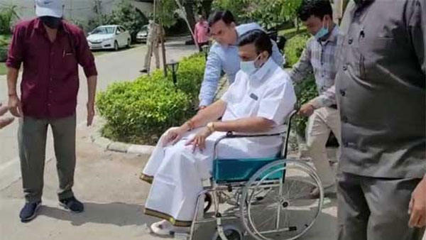 వీల్ చైర్లోనే ఎంపీ తిరుగుడు