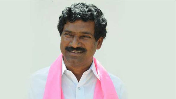అప్పుడు తాటికొండ రాజయ్య బర్తరఫ్ .. ఇప్పుడు టార్గెట్ ఈటెల