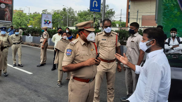 స్థానిక ఎంపీని అడ్డుకుంటారా..?