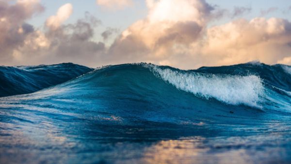 6.7 magnitude earthquake southern East Pacific Rise, says USGS 6.7 magnitude earthquake southern East Pacific Rise, says USGS