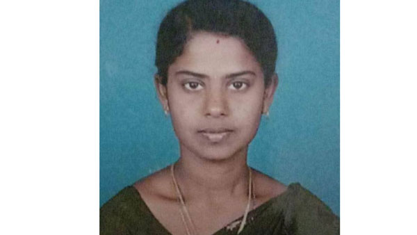 యోగా టీచర్ చిత్ర స్టోరి