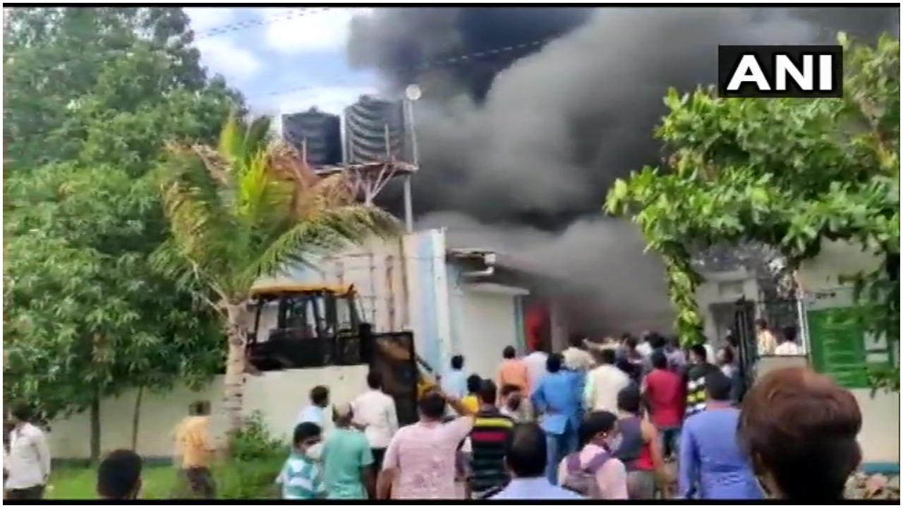 18-dead-5-missing-in-massive-fire-at-chemical-factory-in-pune-pm-modi-maharashtra-cm-grief 18-dead-5-missing-in-massive-fire-at-chemical-factory-in-pune-pm-modi-maharashtra-cm-grief