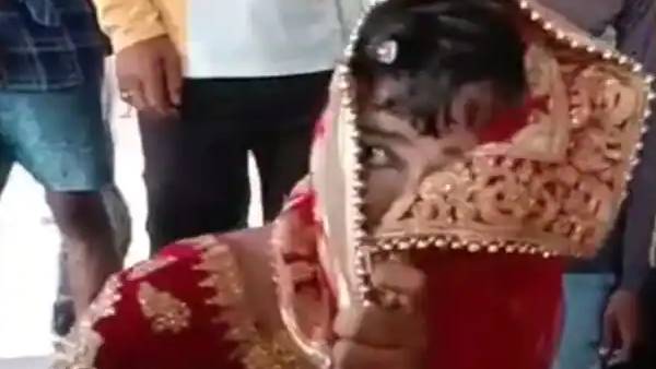 లేడీ గెటప్ వెయ్యాలని ఫ్రెండ్స్ స్కెచ్