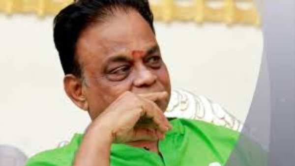 గుండెపోటు అంటూ డెహ్రాడూన్ ఆసుపత్రిలో తిష్ట