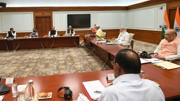 కేంద్రానికి కాంగ్రెస్ ఐదు డిమాండ్లు