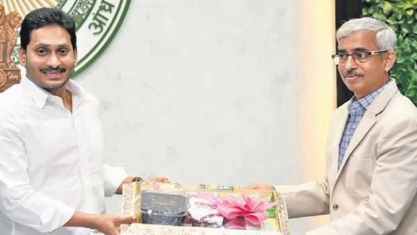 అమూల్తో జగన్ సర్కార్ ఎంవోయూ