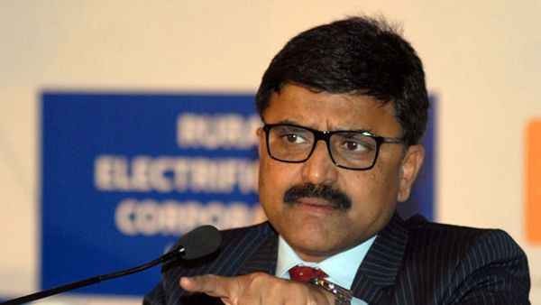 రఘురామ స్పందించాలన్న పీవీ రమేష్