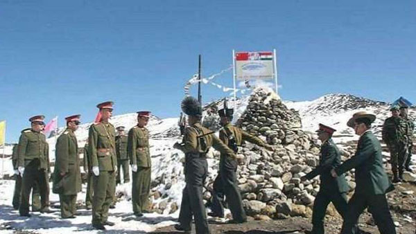 Chinese fighter jets carried out exercise near Eastern Ladakh, India watched closely Chinese fighter jets carried out exercise near Eastern Ladakh, India watched closely