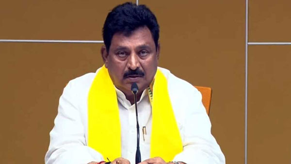 విద్యార్థుల వైపు నిలబడి పోరాటం చేసిన ఒకే ఒక్కడు : నిమ్మకాయల చినరాజప్ప