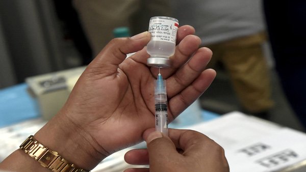 govt clarifies cowin app vaccination data leak claim is fake govt clarifies cowin app vaccination data leak claim is fake