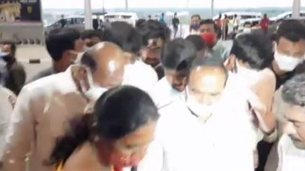 farmer minister etela rajender going to delhi in special flight to join bjp farmer minister etela rajender going to delhi in special flight to join bjp