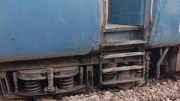 Goa-bound Rajdhani Express derails inside tunnel in Maharashtra Goa-bound Rajdhani Express derails inside tunnel in Maharashtra