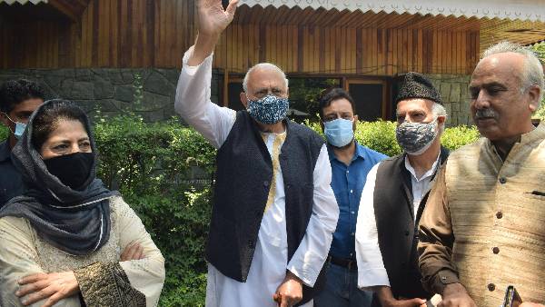 gupkar alliance met pm modi to demand restoration of statehood, prisoners release gupkar alliance met pm modi to demand restoration of statehood, prisoners release