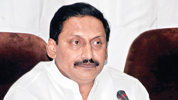 కిరణ్కుమార్రెడ్డిని ఒప్పించే ఛాన్స్ ?