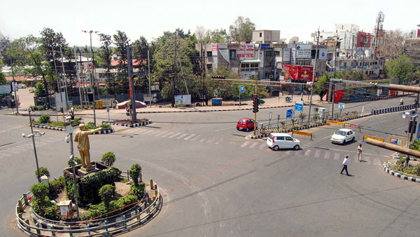 అక్కడ సేమ్ సీన్...... ఇక్కడ కొంచెం మార్పులు