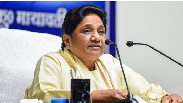 Mayawati expels 2 senior BSP MLAs For Anti-Party Activities During UP Panchayat Polls Mayawati expels 2 senior BSP MLAs For Anti-Party Activities During UP Panchayat Polls