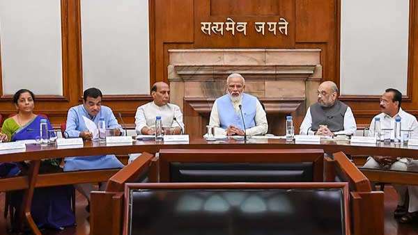 కేబినెట్ విస్తరణలో యూపీ, పంజాబ్కు ప్రాధాన్యత