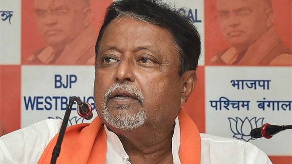 ghar wapsi begins into tmc as mukul roy and others will meet mamata banerjee today ghar wapsi begins into tmc as mukul roy and others will meet mamata banerjee today