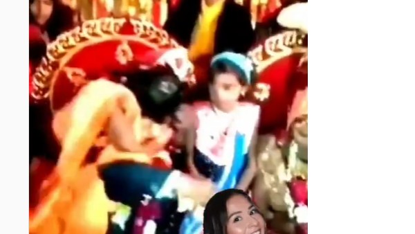 viral video brides sister suddenly kisses groom on wedding stage viral video brides sister suddenly kisses groom on wedding stage