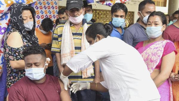 New Vaccine Policy: pre-registration on Co-Win not mandatory from today, onsite registration allowed New Vaccine Policy: pre-registration on Co-Win not mandatory from today, onsite registration allowed