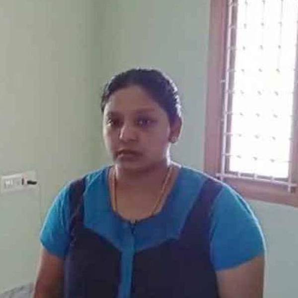 ప్రియుడితో జెండా ఎత్తేసిన భార్య
