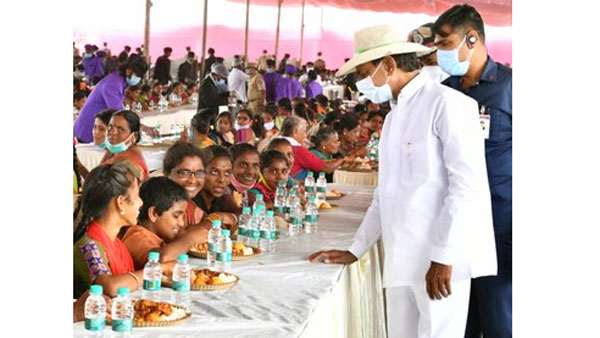 వాసాలమర్రిలో ఇంటింటికీ వైద్య పరీక్షలు