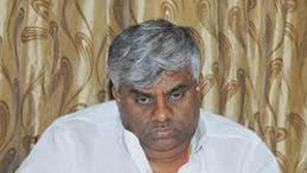 మాజీ ప్రధాని కుమారుడు