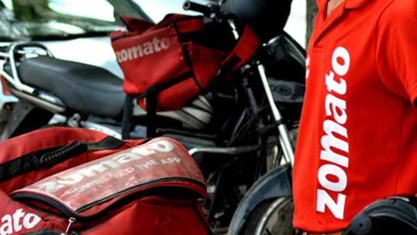 ఎట్టకేలకు అకీల్కు టూ వీలర్...