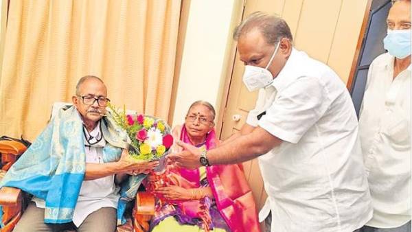 శిరీష తాతయ్య అమ్మమ్మలకు అభినందనలు