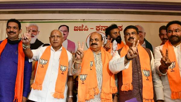 గన్ షాట్ బోమ్మయ్