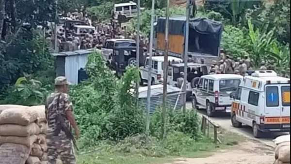 ఇండియన్ ఆర్మీపైనా తీవ్ర ఆంక్షలు