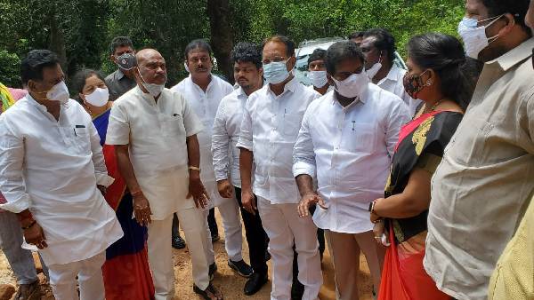 police arrest tdp leaders touring bauxite mining sites at visakha-east godavari border police arrest tdp leaders touring bauxite mining sites at visakha-east godavari border