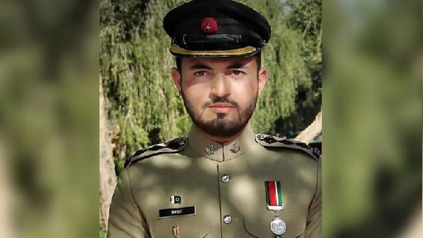 Pak Army captain, 11 soldiers killed in terror attack Pak Army captain, 11 soldiers killed in terror attack