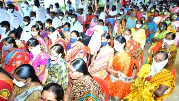 డబుల్ బెడ్ రూం..