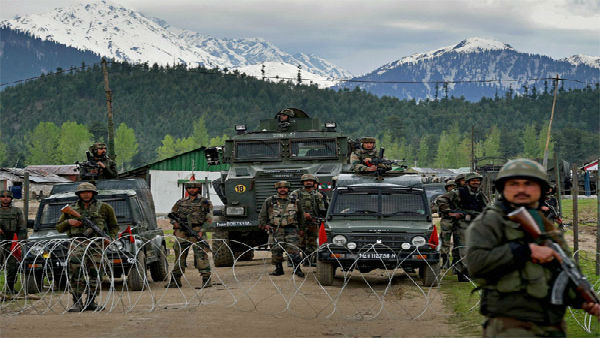India, China end 12th Corps Commander-level talks after 9 hours, amid Ladakh standoff. India, China end 12th Corps Commander-level talks after 9 hours, amid Ladakh standoff.