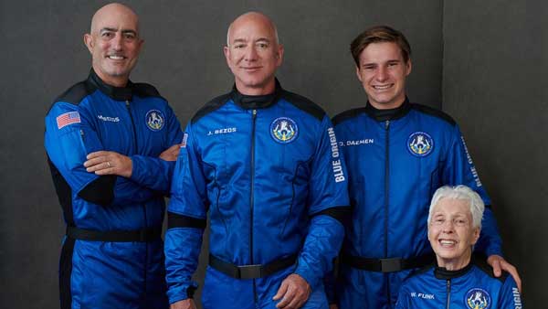 jeff bezos blue origin space trip completes successfully from texas jeff bezos blue origin space trip completes successfully from texas