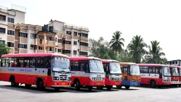మాస్క్ లు వేసుకోవాలని చెప్పిన కండెక్టర్