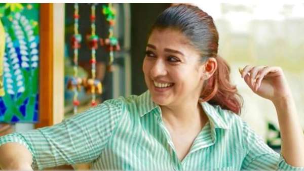 సొట్టబుగ్గల చిన్నది కూడా..