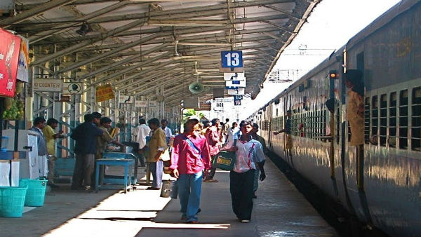 platform ticket fare reduced in all railway stations of secunderabad division platform ticket fare reduced in all railway stations of secunderabad division