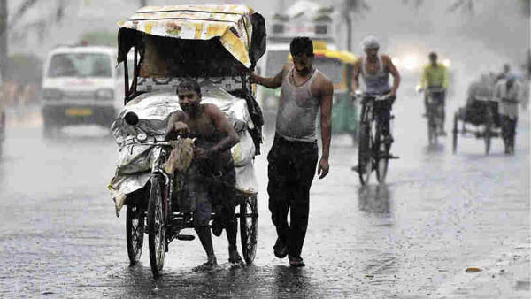 red alert issued for hyderabad heavy rains likely for 24 hours in telangana red alert issued for hyderabad heavy rains likely for 24 hours in telangana