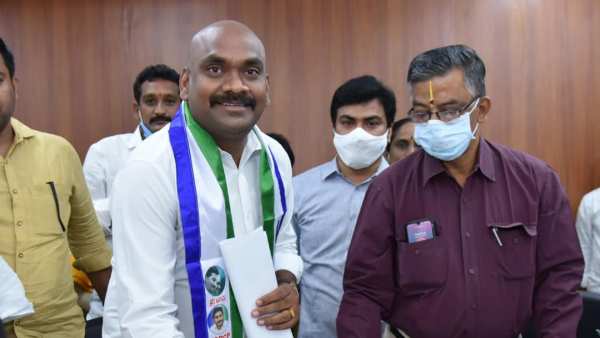 ysrcp mlc ramesh yadav call data leak case, kadapa sp suspends two constables ysrcp mlc ramesh yadav call data leak case, kadapa sp suspends two constables