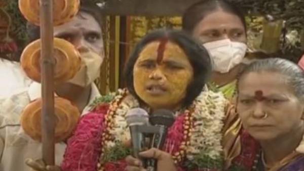 Matangi Swarnalatha bhavishya vani: People will face trouble with rains Matangi Swarnalatha bhavishya vani: People will face trouble with rains