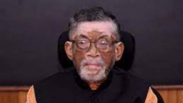 Santosh Gangwar Orders 120 Transfers in EPFO hours before stepping down Santosh Gangwar Orders 120 Transfers in EPFO hours before stepping down