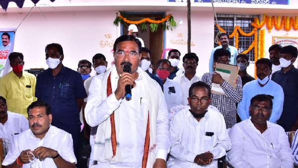 జగన్ దాదాగిరికి జోగులాంబతో చెక్