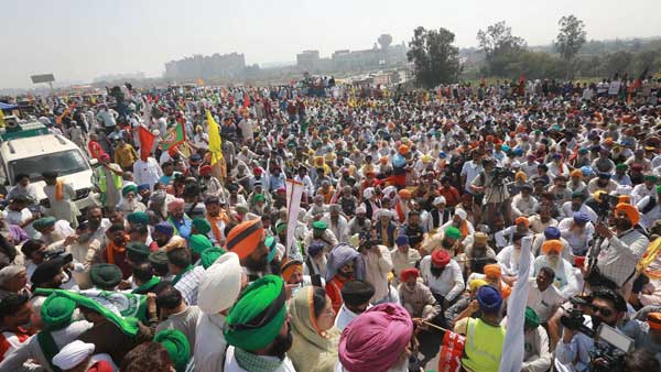 100 Farmers Face Sedition Case 100 Farmers Face Sedition Case