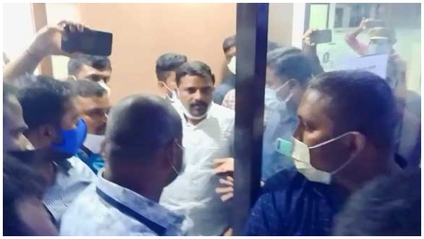 hyderabad-teenmar-mallanna-booked-by-cyber-crime-police-search-at-q-news-office hyderabad-teenmar-mallanna-booked-by-cyber-crime-police-search-at-q-news-office